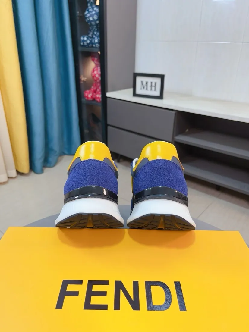 Men's shoes 💰440🌹🌹[fendi] Fendi classic and comfortable men, this complex sneaker is made of soft calfskin➕genuine leather lining➕original ultra-light rubber material with rough outsole. This unique light style is suitable for the casual and refined sensibility of this season. It is comfortable and natural on the feet. It is an everyday style for casual travel in autumn and winter! 38/44